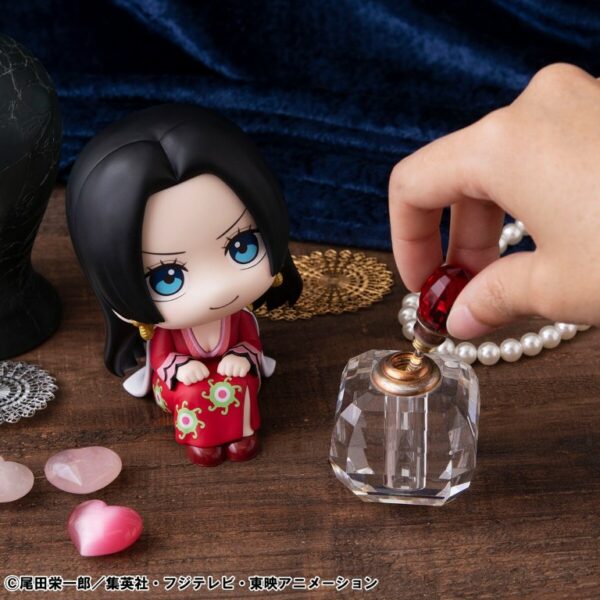 [5月預定]LOOK UP ONE PIECE 七武海 女帝  (行版)