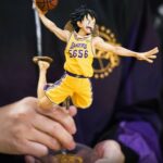 3月中~下旬)[日本魂限] 海賊王 X NBA 聯名MASTER STARS PIECE 路飛 黃衫) 洛杉磯湖人隊 *日版